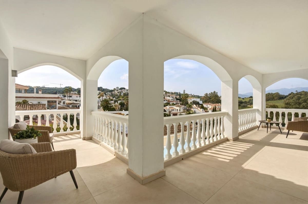 6 slaapkamer Villa te koop in Mijas met zwembad - € 1.095.000 (Ref: 9730179)