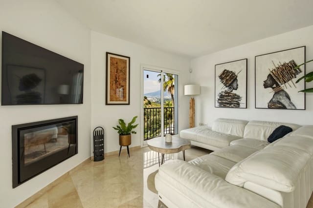 6 soverom Villa til salgs i Mijas med svømmebasseng - € 1 095 000 (Ref: 9730179)