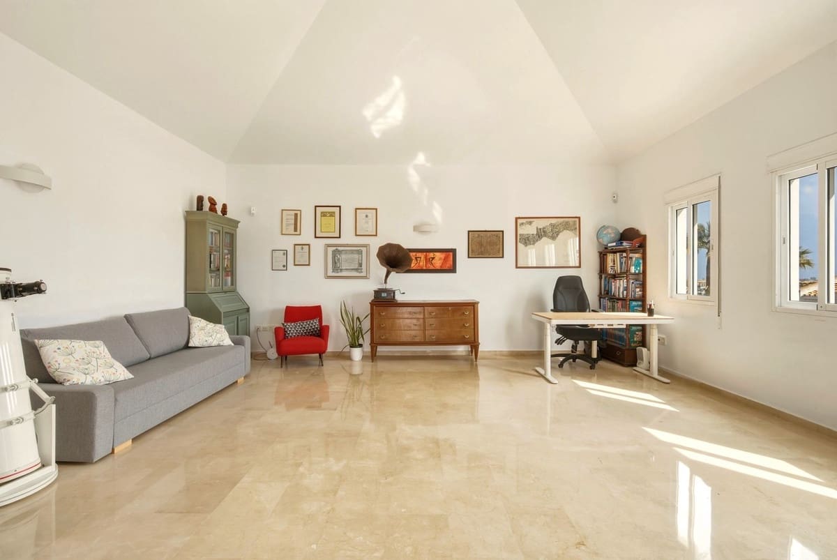 6 slaapkamer Villa te koop in Mijas met zwembad - € 1.095.000 (Ref: 9730179)