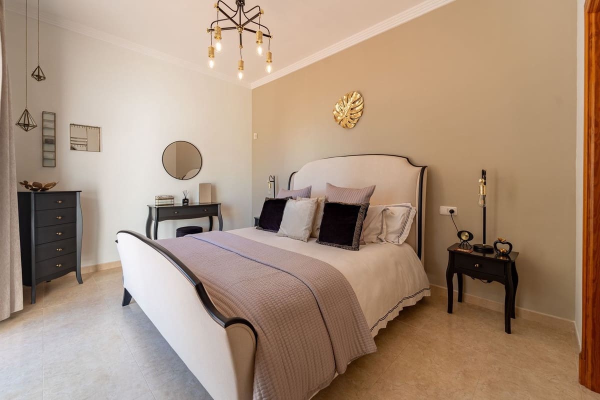 4 soverom Villa til salgs i Valtocado med svømmebasseng - € 1 500 000 (Ref: 9737124)