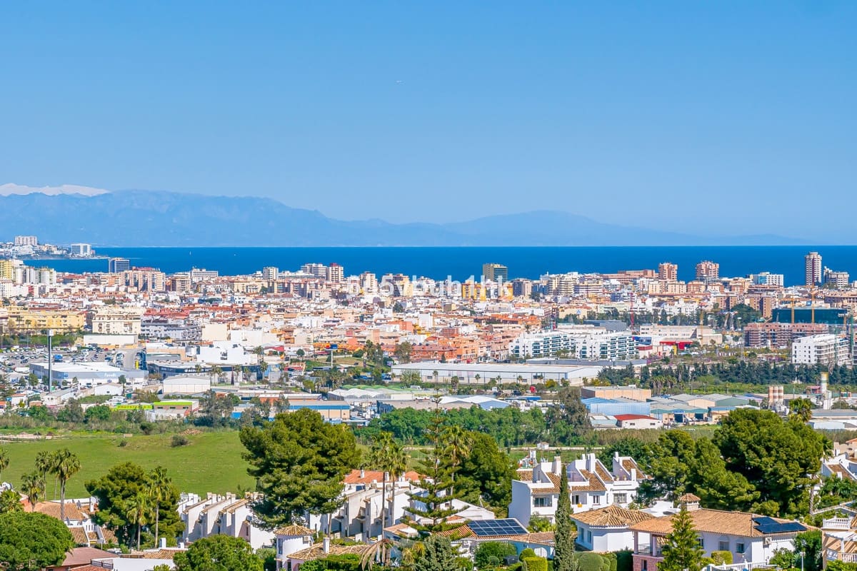 8 bedroom Villa for sale in Mijas with pool - € 4,250,000 (Ref: 9783441)