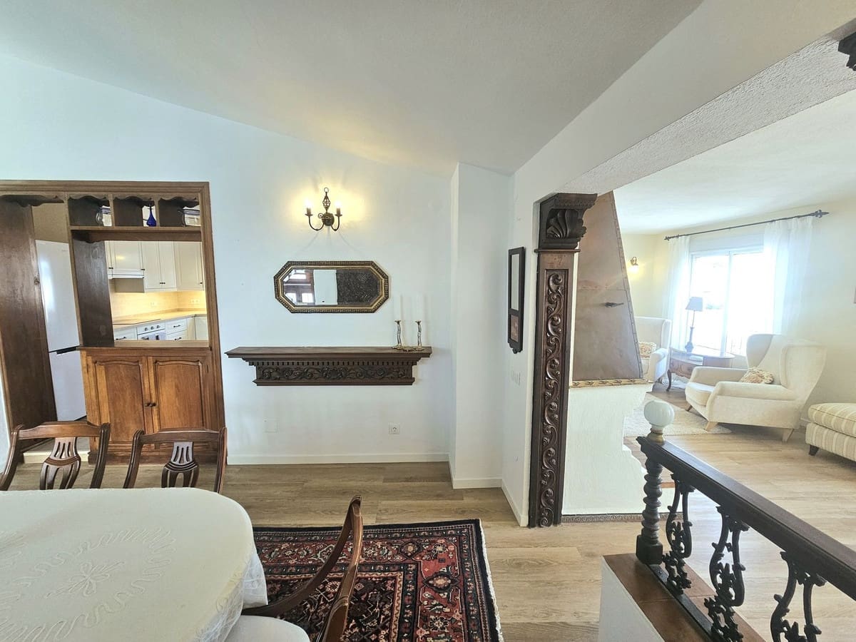 2 bedroom Villa for sale in Mijas - € 424,000 (Ref: 9783442)