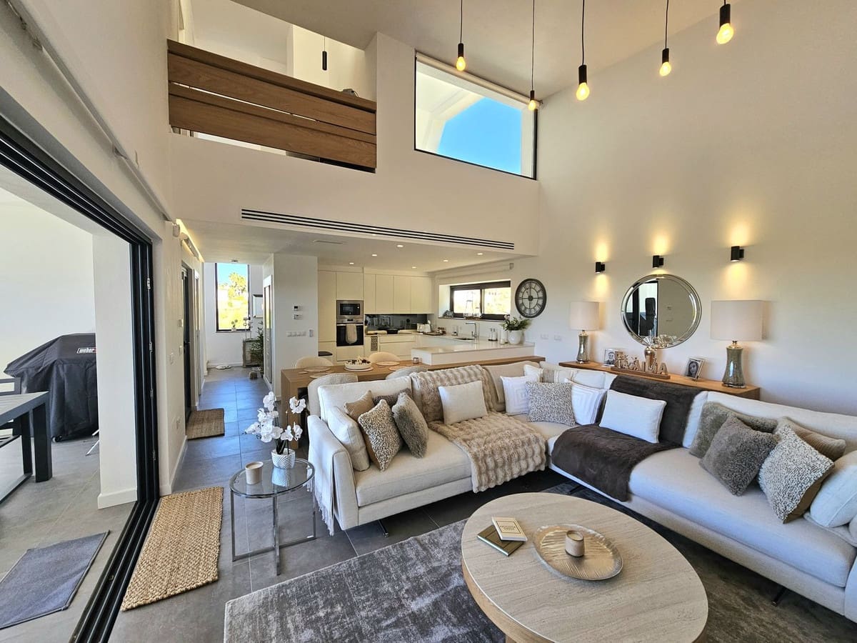 3 soveværelse Villa til salg i Mijas - € 1.395.000 (Ref: 9795515)