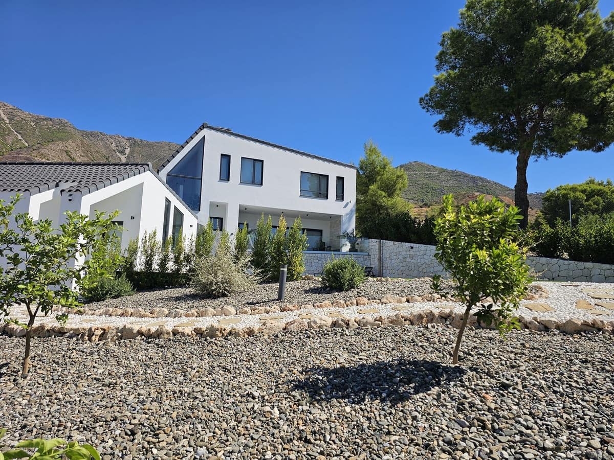 3 soveværelse Villa til salg i Mijas - € 1.395.000 (Ref: 9795515)