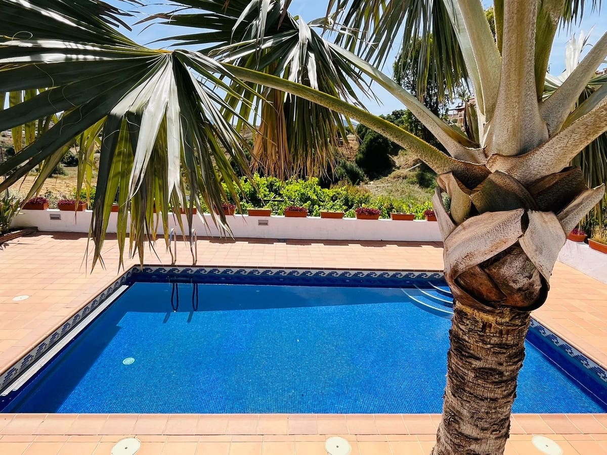 4 Zimmer Villa zu verkaufen in Las Lagunas de Mijas - 1.050.000 € (Ref: 9798177)