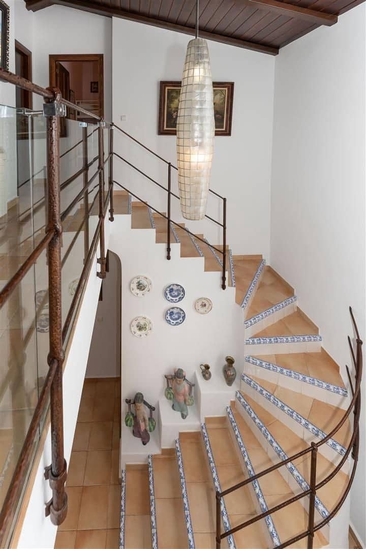 4 Zimmer Villa zu verkaufen in Alhaurin el Grande mit Pool - 645.000 € (Ref: 9798181)