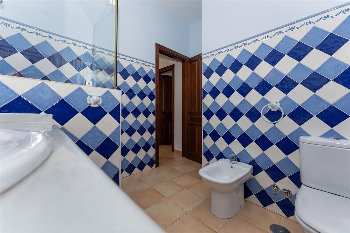 4 Zimmer Villa zu verkaufen in Alhaurin el Grande mit Pool - 645.000 € (Ref: 9798181)