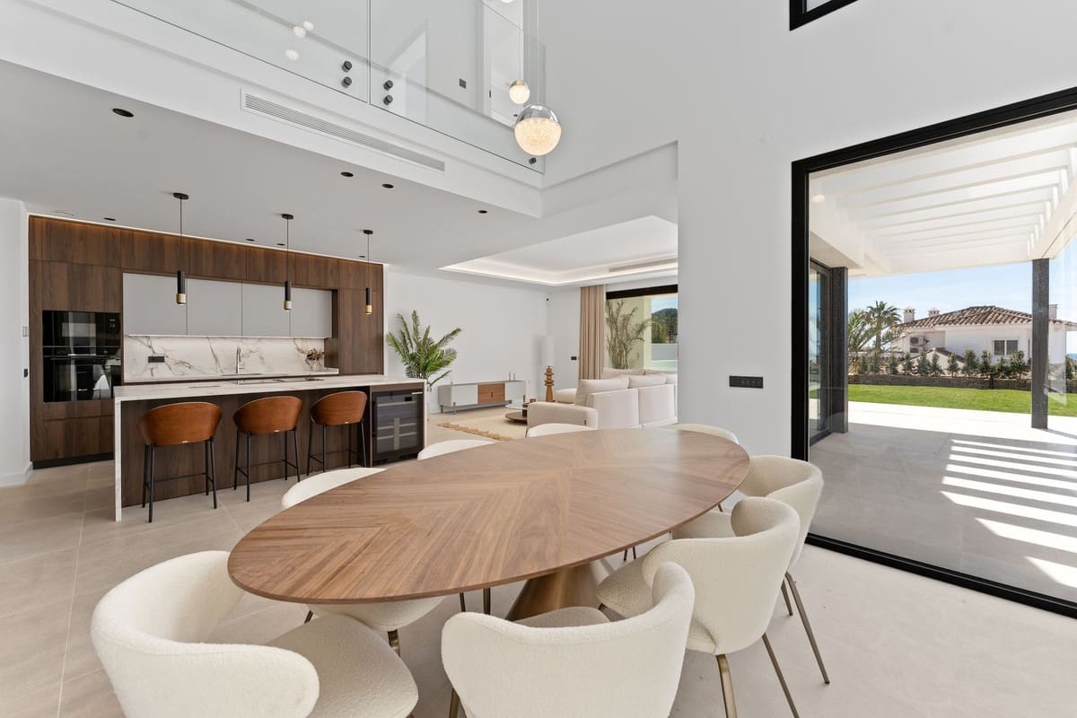 4 soveværelse Villa til salg i Mijas med swimmingpool - € 1.945.000 (Ref: 9798184)