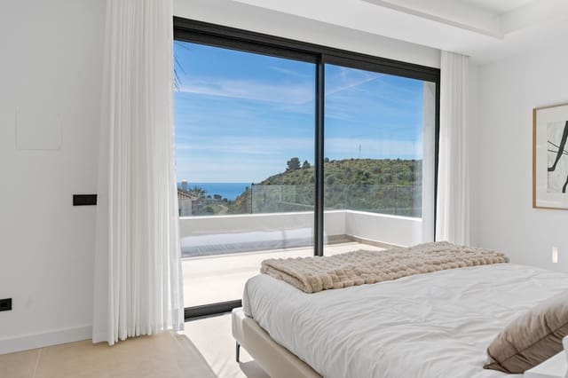 4 soveværelse Villa til salg i Mijas med swimmingpool - € 1.945.000 (Ref: 9798184)