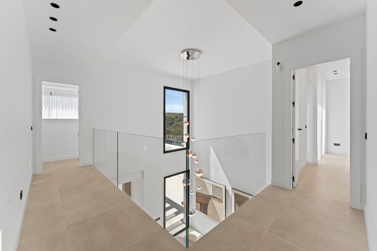 4 soveværelse Villa til salg i Mijas med swimmingpool - € 1.945.000 (Ref: 9798184)