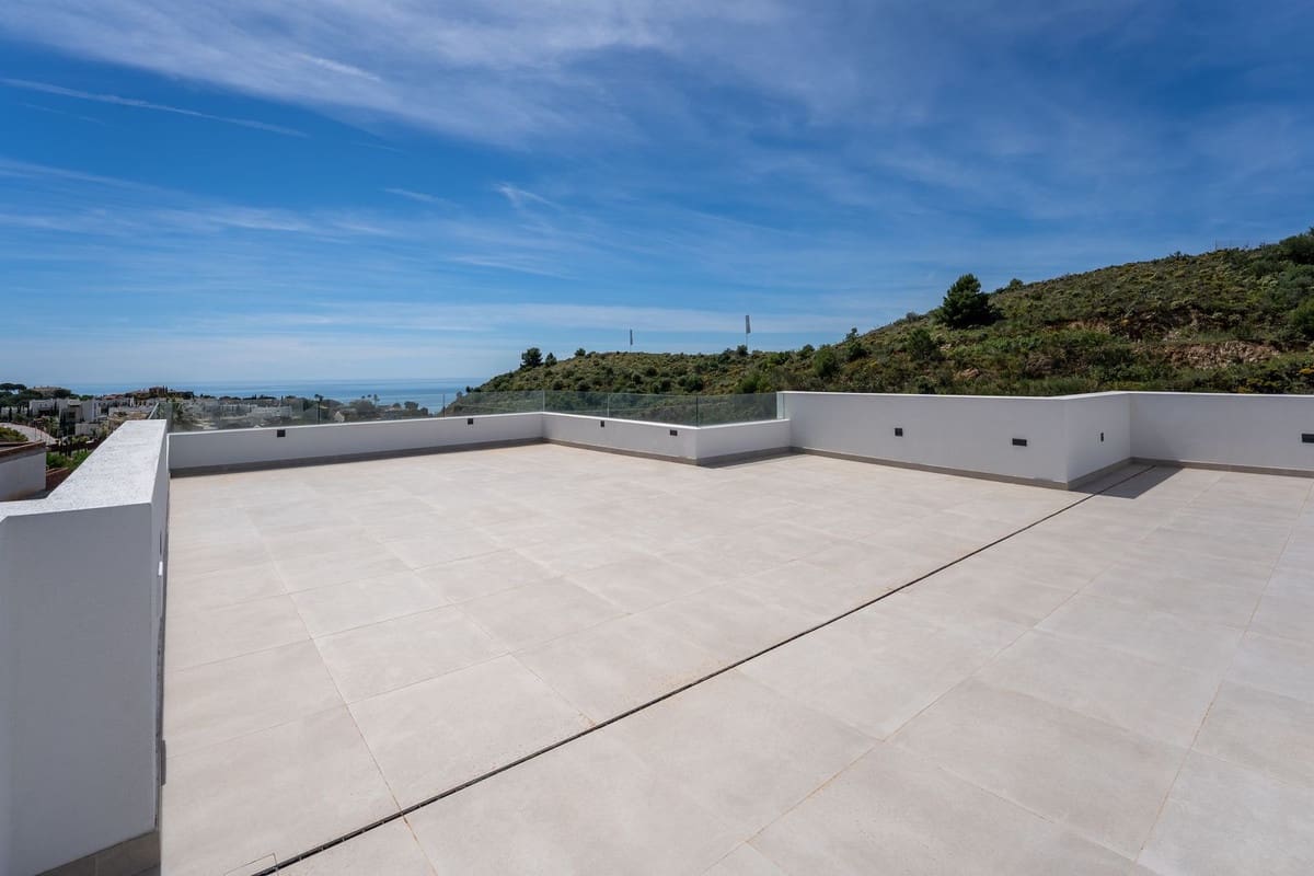 4 soveværelse Villa til salg i Mijas med swimmingpool - € 1.945.000 (Ref: 9798184)