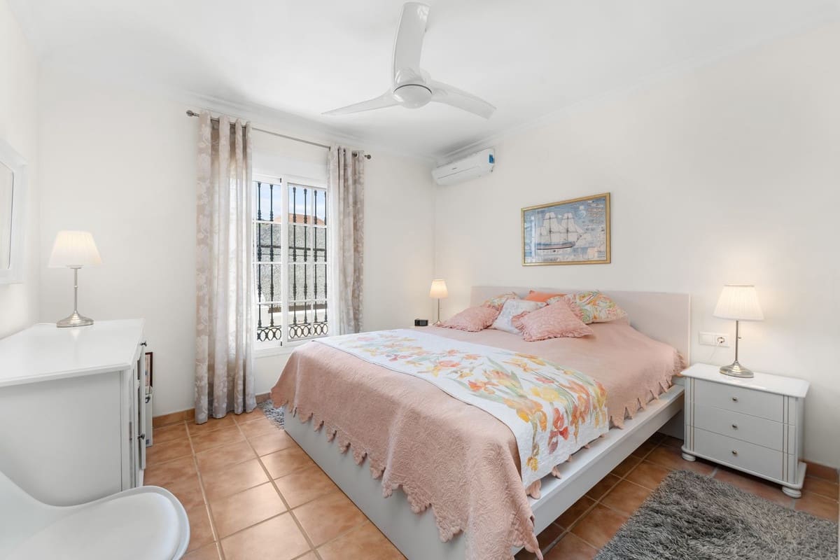 4 chambre Villa/Maison à vendre à Cerro del Aguila avec piscine - 995 000 € (Ref: 9798187)