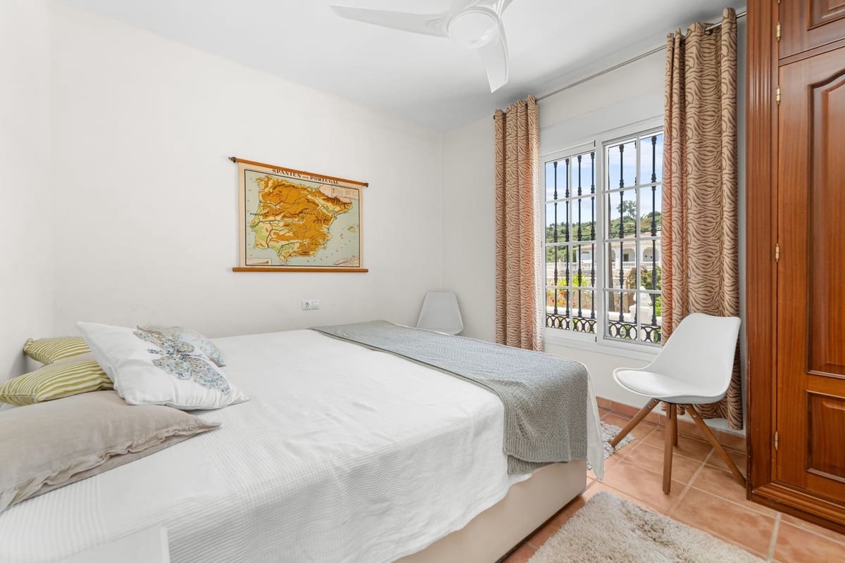 4 chambre Villa/Maison à vendre à Cerro del Aguila avec piscine - 995 000 € (Ref: 9798187)