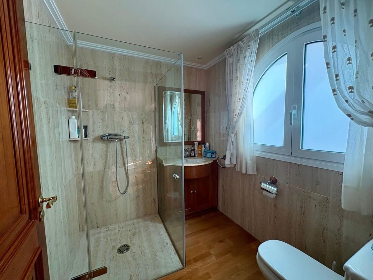 5 quarto Moradia para venda em Fuengirola com piscina - 1 900 000 € (Ref: 9800049)