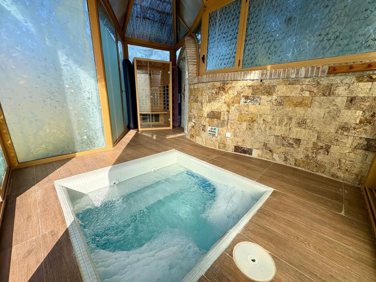 5 quarto Moradia para venda em Fuengirola com piscina - 1 900 000 € (Ref: 9800049)