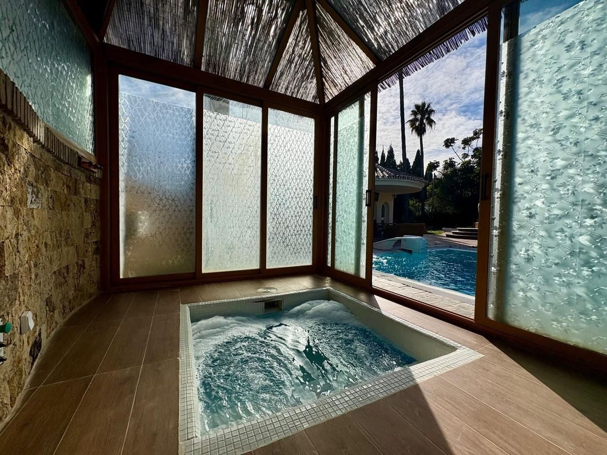 5 quarto Moradia para venda em Fuengirola com piscina - 1 900 000 € (Ref: 9800049)