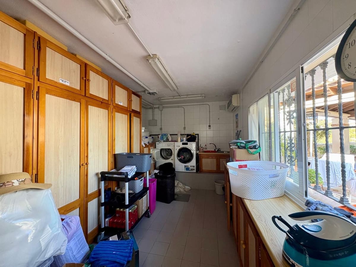 5 quarto Moradia para venda em Fuengirola com piscina - 1 900 000 € (Ref: 9800049)