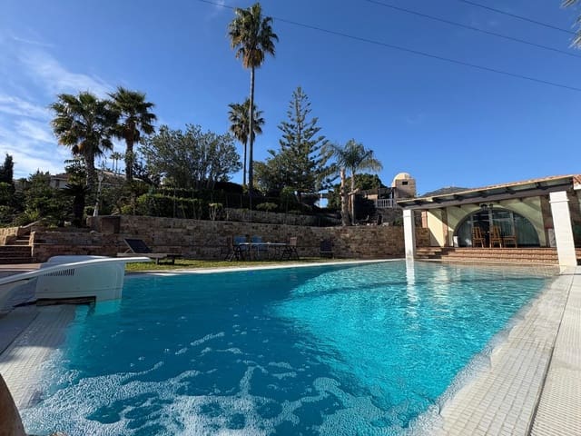 5 quarto Moradia para venda em Torreblanca, Fuengirola com piscina - 1 900 000 € (Ref: 9800049)