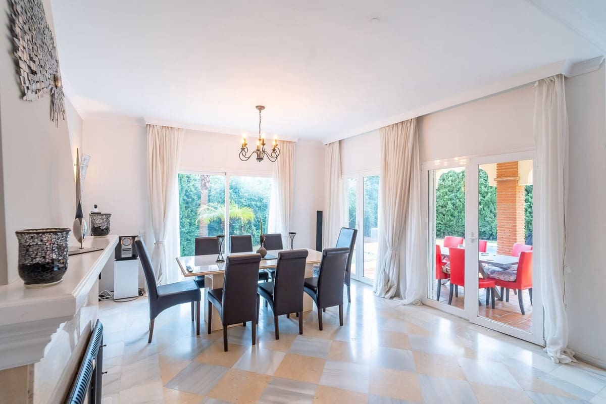 3 makuuhuone Huvila myytävänä paikassa Mijas Golf mukana uima-altaan - 990 000 € (Ref: 9800050)