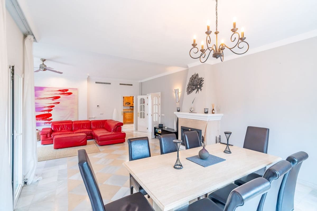 3 makuuhuone Huvila myytävänä paikassa Mijas Golf mukana uima-altaan - 990 000 € (Ref: 9800050)