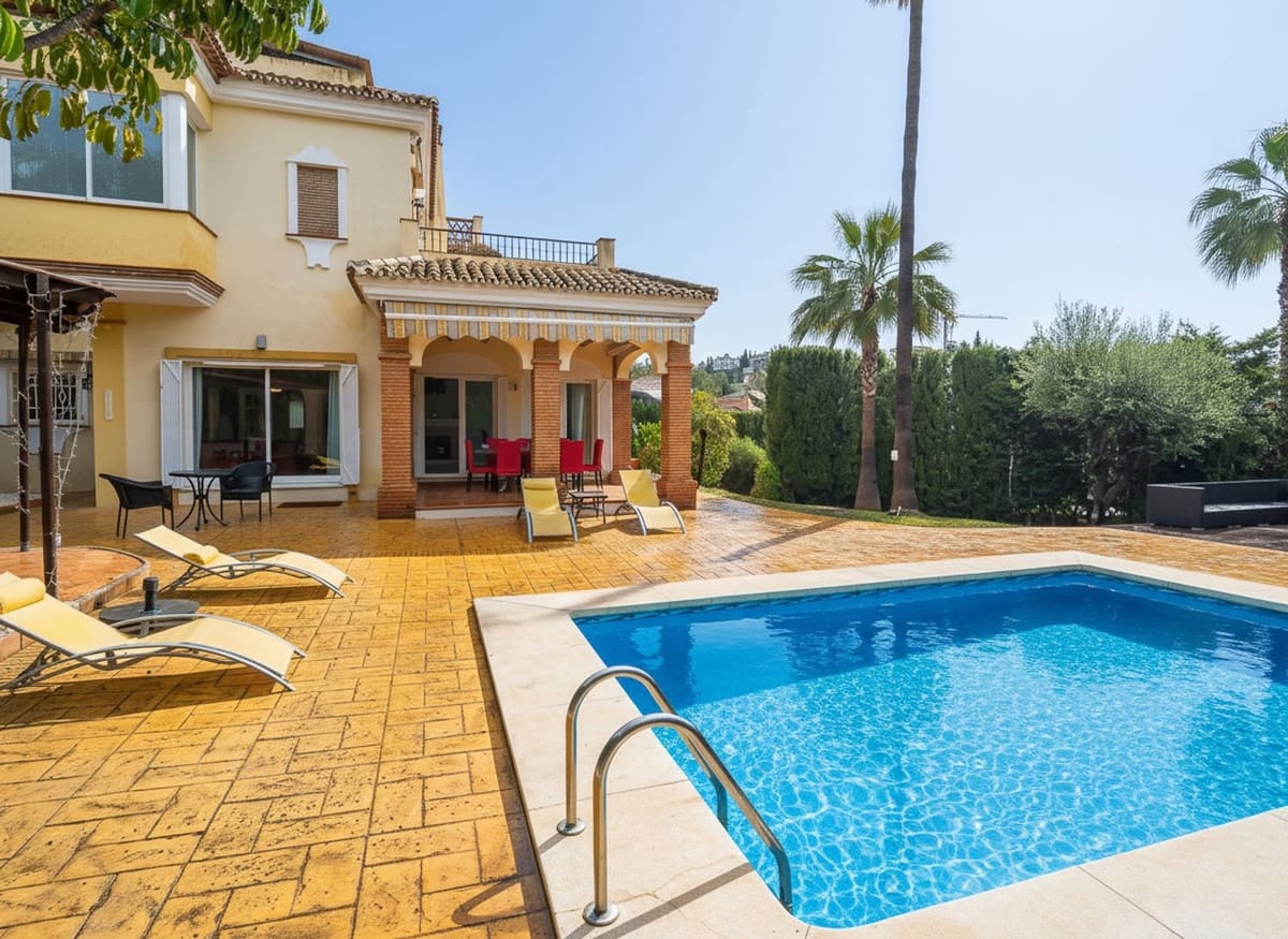 3 makuuhuone Huvila myytävänä paikassa Mijas Golf mukana uima-altaan - 990 000 € (Ref: 9800050)