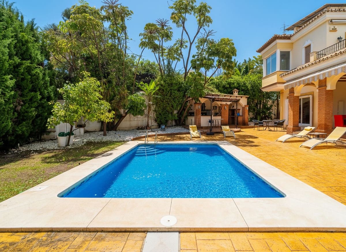 3 makuuhuone Huvila myytävänä paikassa Mijas Golf mukana uima-altaan - 990 000 € (Ref: 9800050)