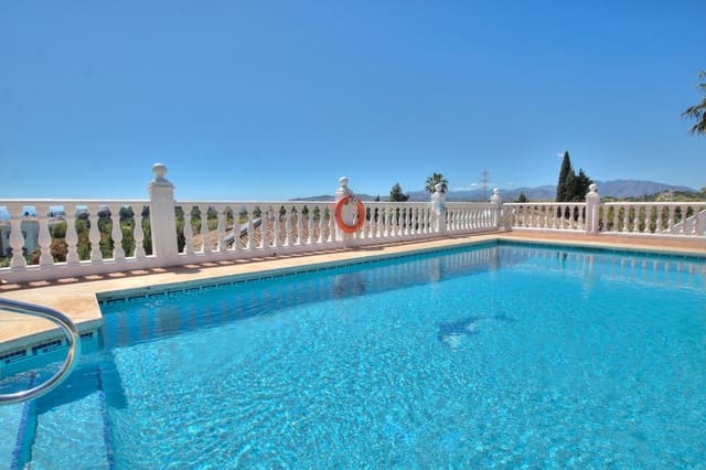 2 soveværelse Villa til salg i El Chaparral, Mijas med swimmingpool - € 695.000 (Ref: 9800051)