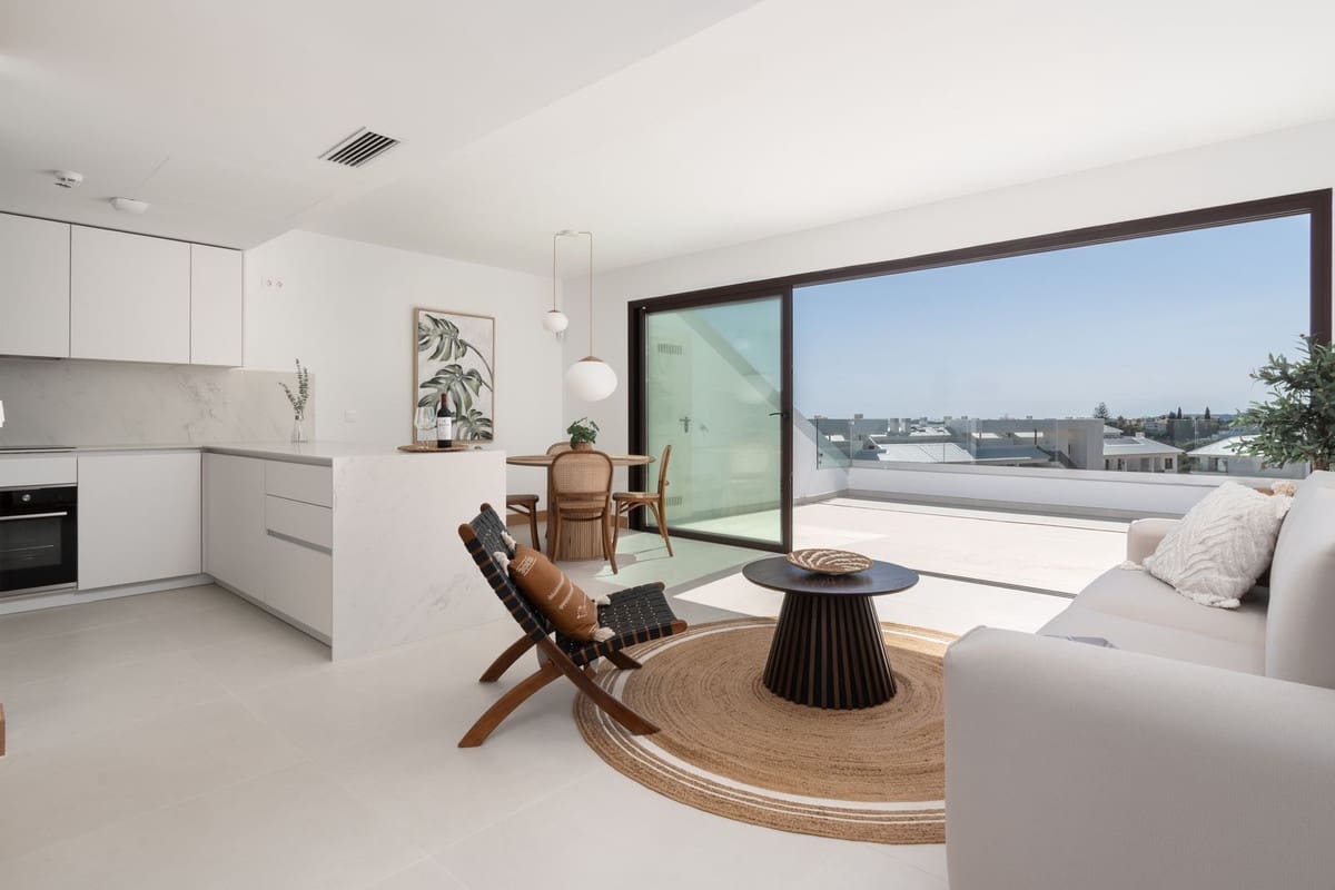 2 Zimmer Penthouse zu verkaufen in Fuengirola mit Pool - 695.000 € (Ref: 9800052)