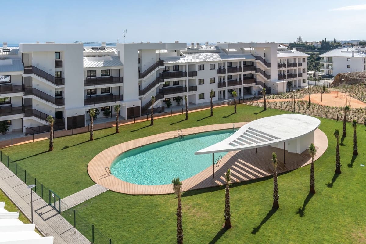 2 Zimmer Penthouse zu verkaufen in Fuengirola mit Pool - 695.000 € (Ref: 9800052)