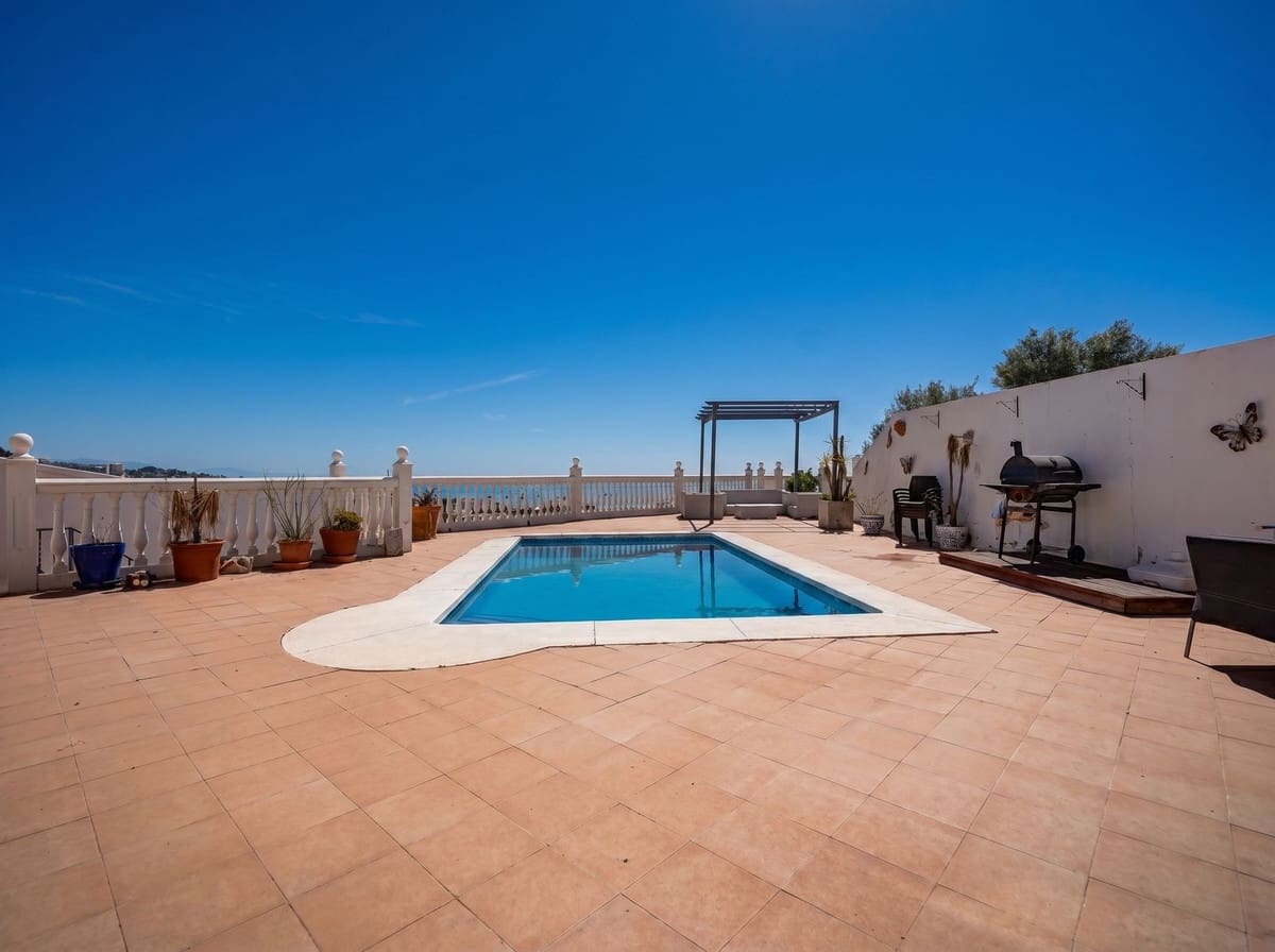 4 soverom Villa til salgs i Fuengirola med svømmebasseng - € 850 000 (Ref: 9800054)