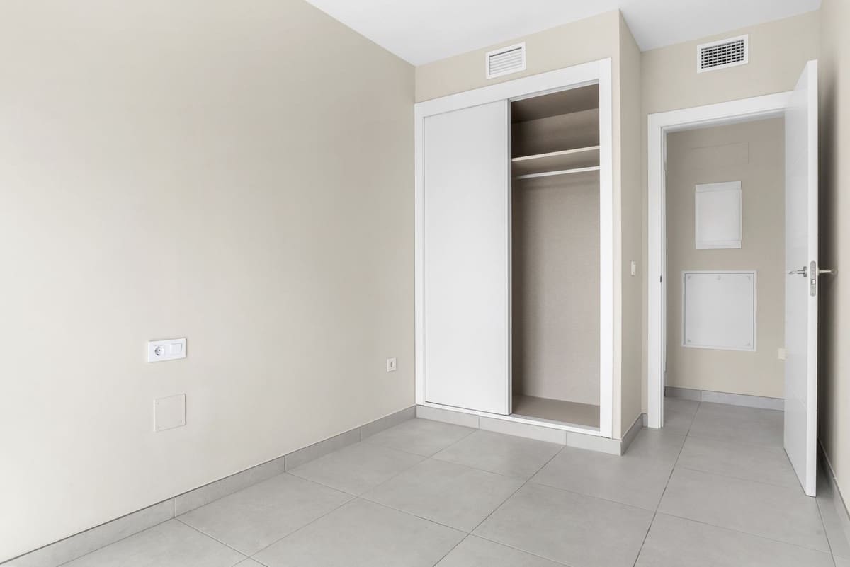 3 chambre Appartement à vendre à La Cala de Mijas avec piscine - 385 000 € (Ref: 9801272)