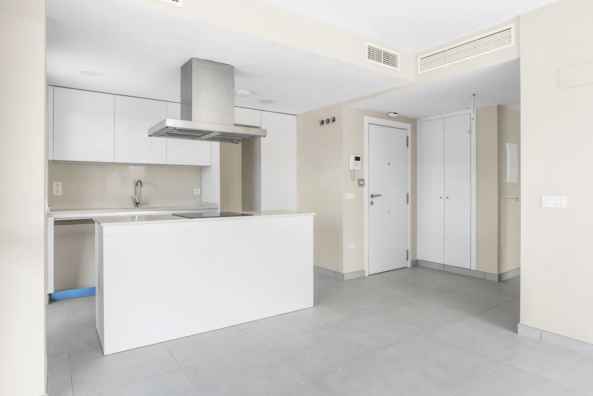 3 chambre Appartement à vendre à La Cala de Mijas avec piscine - 385 000 € (Ref: 9801272)