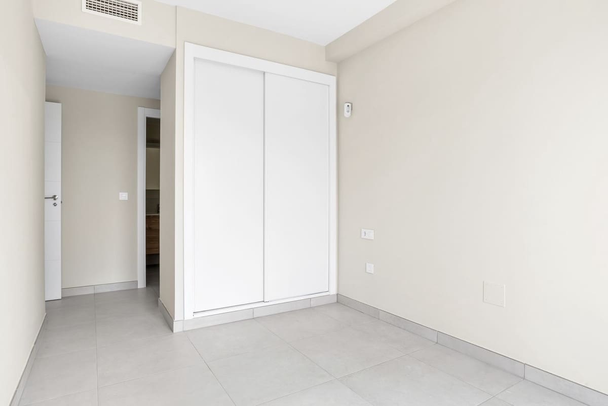 3 chambre Appartement à vendre à La Cala de Mijas avec piscine - 385 000 € (Ref: 9801272)