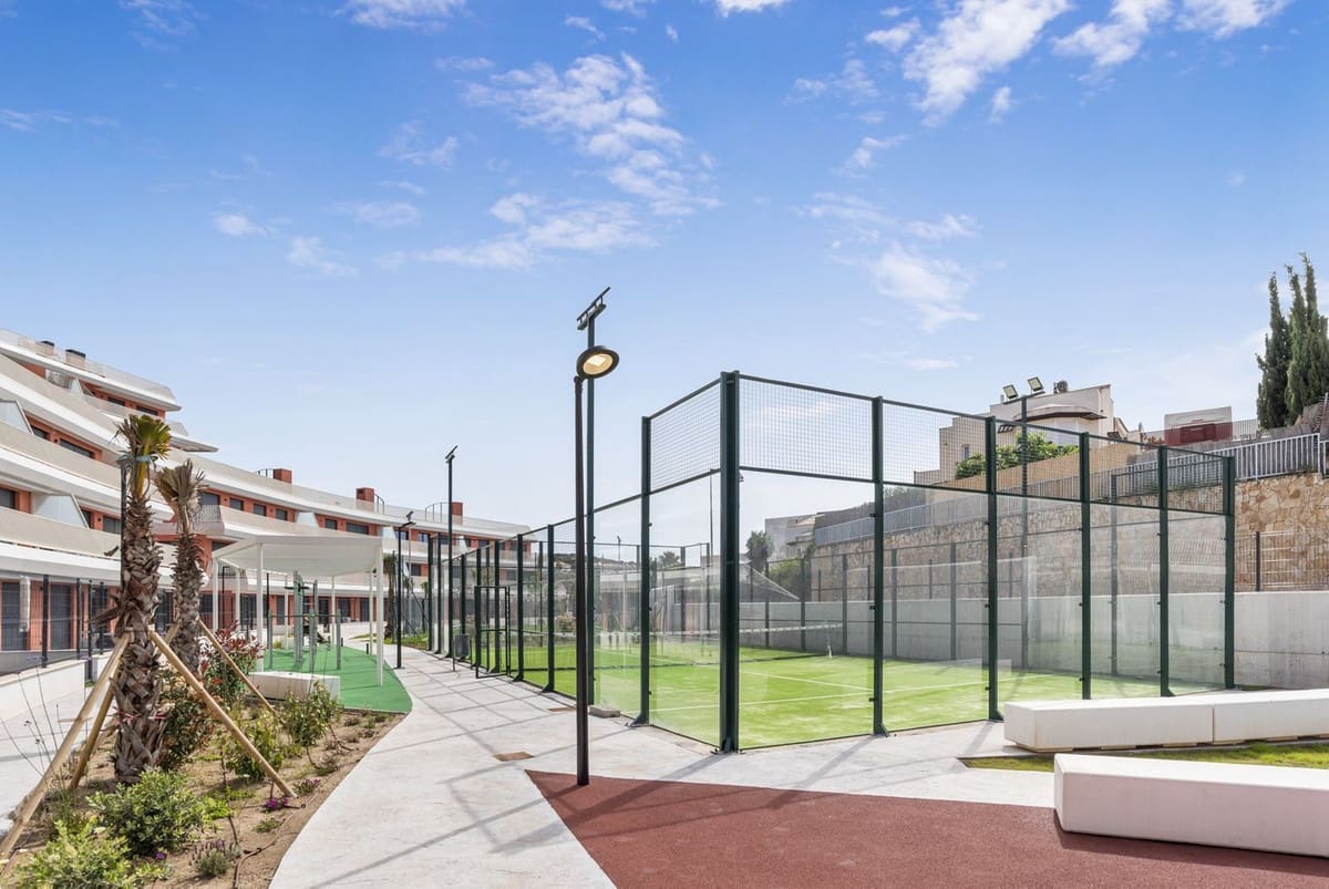 3 chambre Appartement à vendre à La Cala de Mijas avec piscine - 385 000 € (Ref: 9801272)