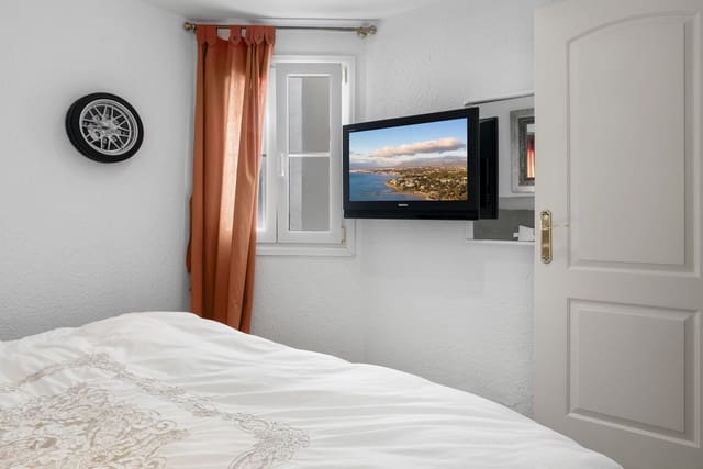 2 soverom Leilighet til salgs i Puerto Banus, Marbella - € 500 000 (Ref: 9805439)