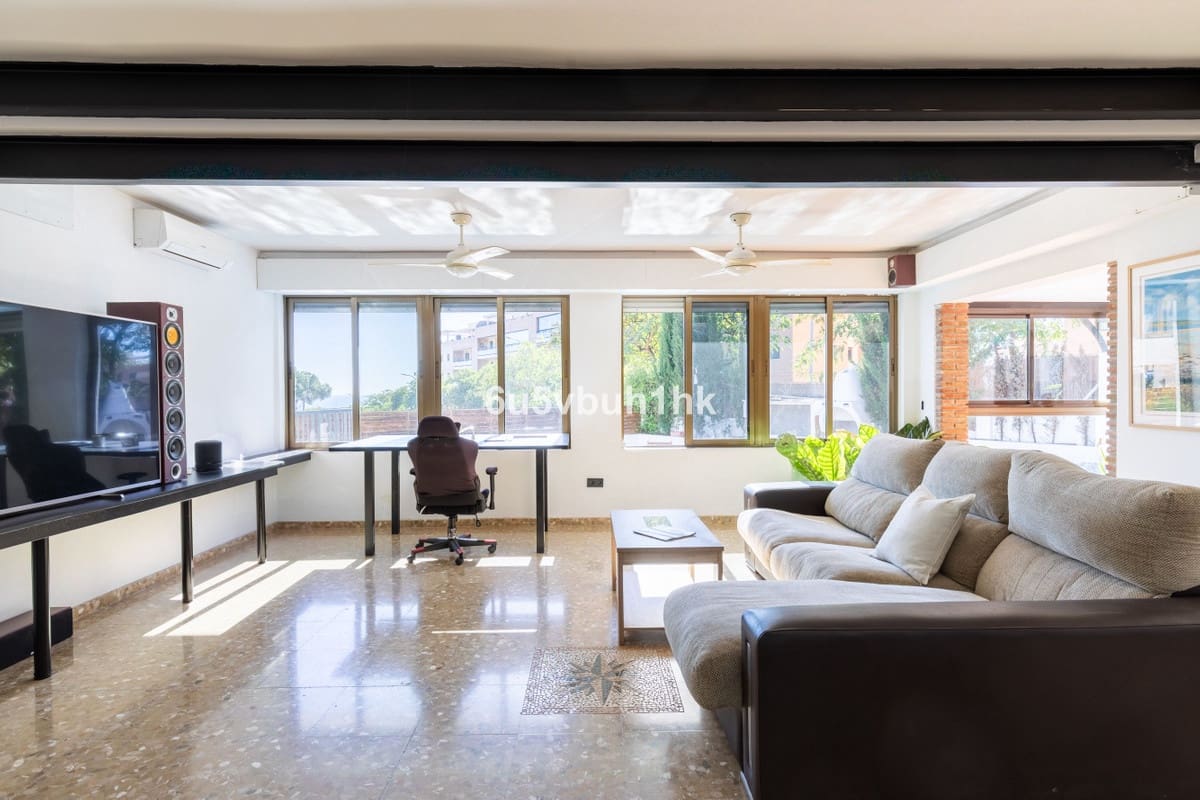 5 sovrum Villa till salu i Torremolinos med pool - 915 000 € (Ref: 9805441)