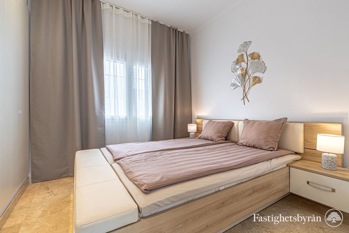 3 sovrum Lägenhet till salu i Benahavis med pool - 499 000 € (Ref: 9807154)