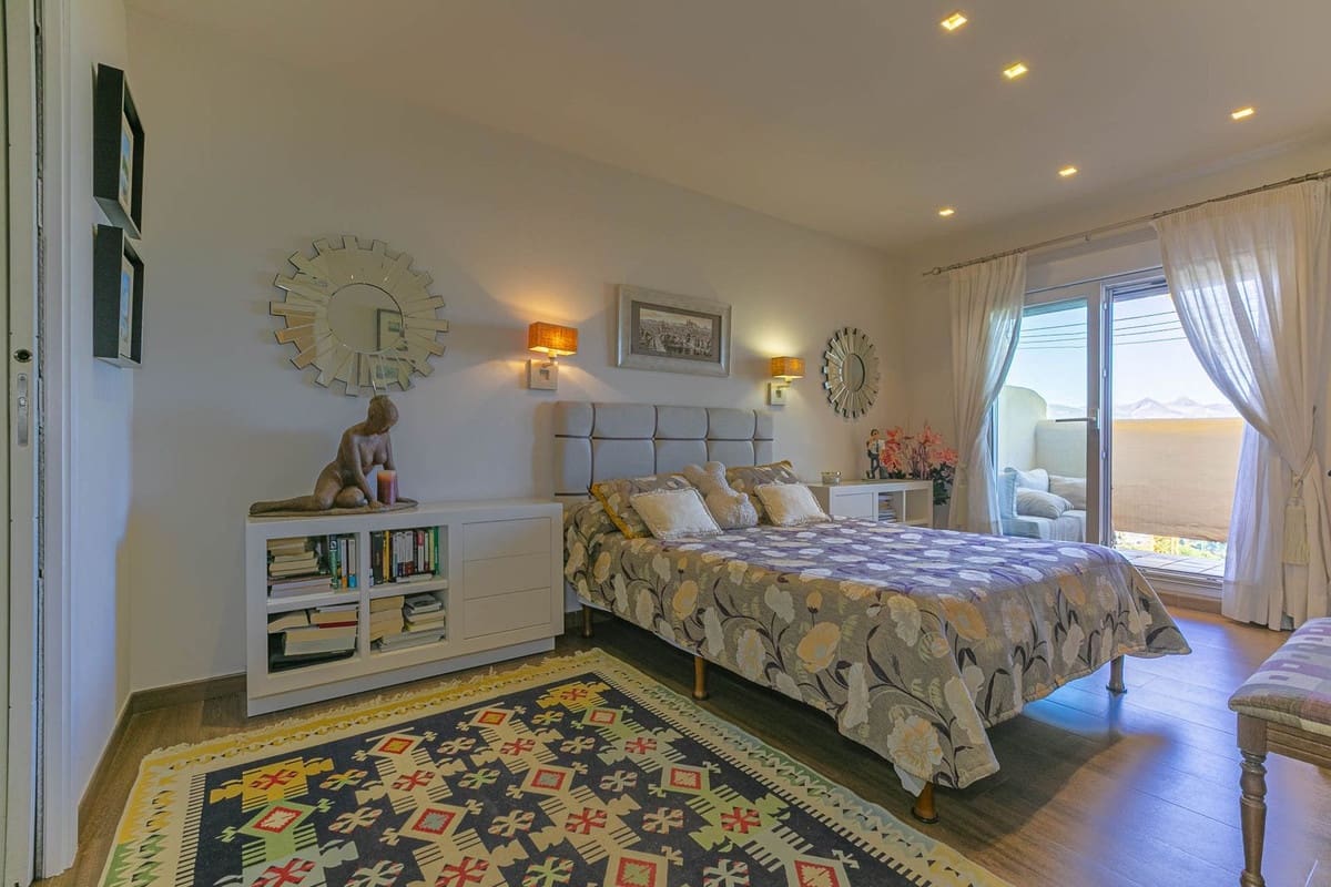 2 Zimmer Haus zu verkaufen in La Cala de Mijas mit Pool - 435.000 € (Ref: 9807157)