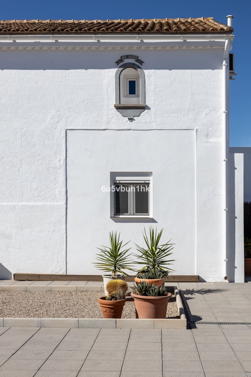 7 Zimmer Villa zu verkaufen in Sierra de Yeguas mit Pool - 875.000 € (Ref: 9807158)