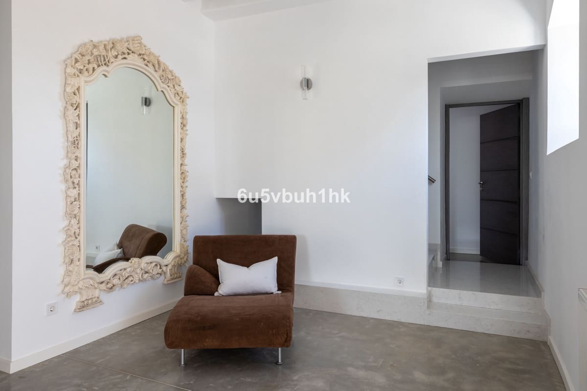 7 Zimmer Villa zu verkaufen in Sierra de Yeguas mit Pool - 875.000 € (Ref: 9807158)