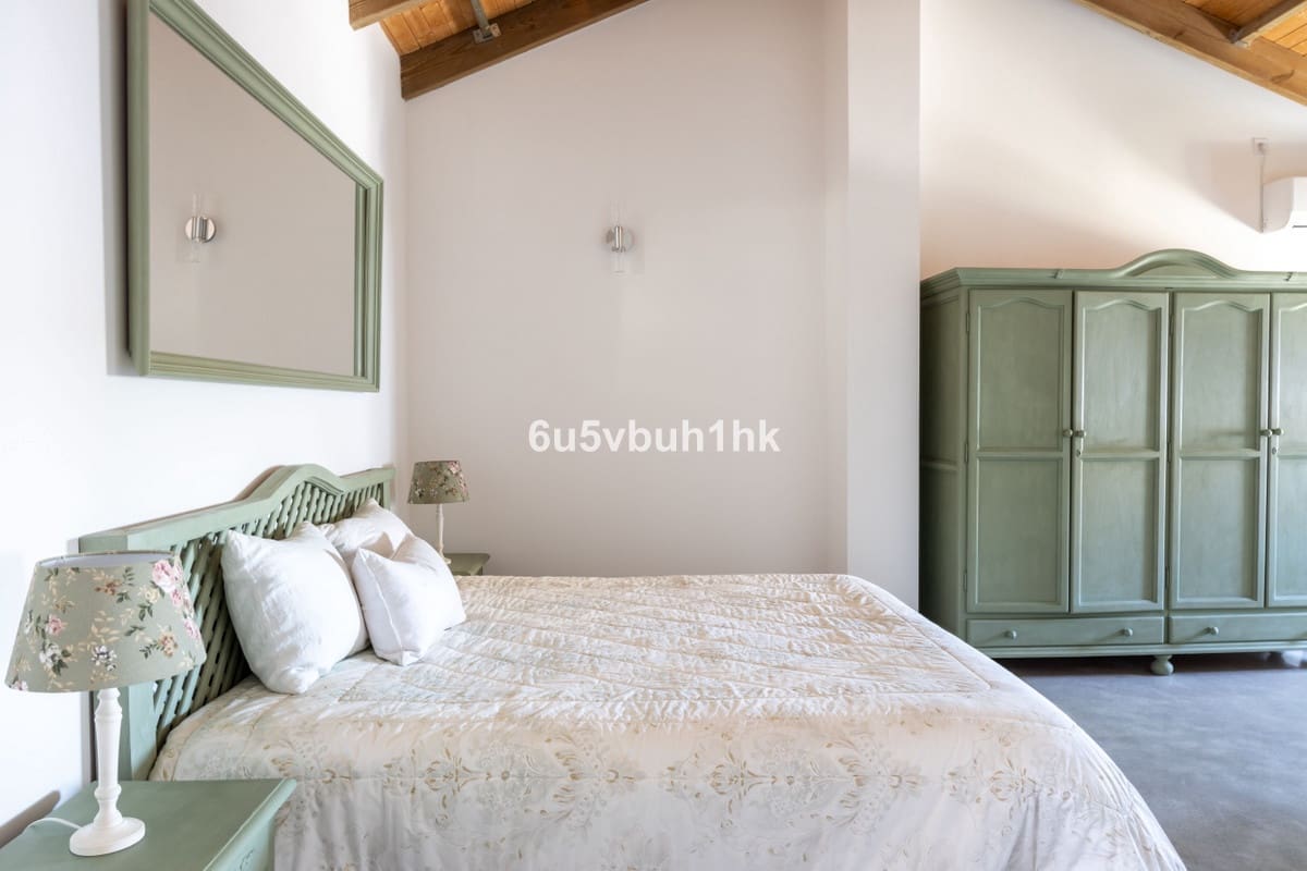 7 Zimmer Villa zu verkaufen in Sierra de Yeguas mit Pool - 875.000 € (Ref: 9807158)