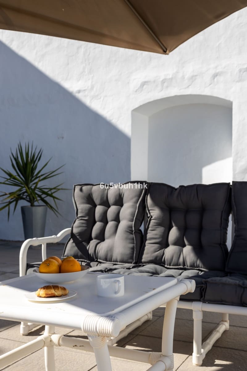 7 Zimmer Villa zu verkaufen in Sierra de Yeguas mit Pool - 875.000 € (Ref: 9807158)