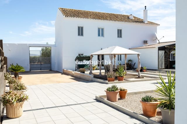 7 Zimmer Villa zu verkaufen in Sierra de Yeguas mit Pool - 875.000 € (Ref: 9807158)