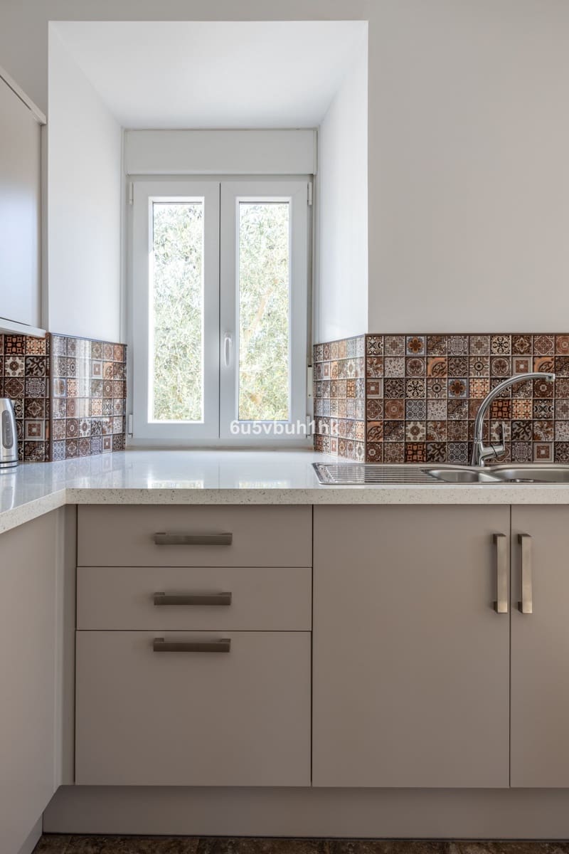 7 Zimmer Villa zu verkaufen in Sierra de Yeguas mit Pool - 875.000 € (Ref: 9807158)