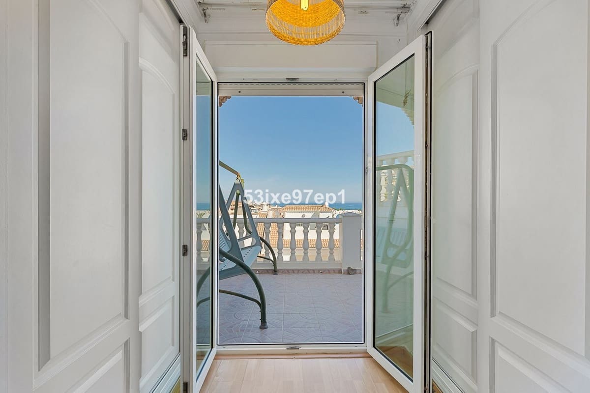 Casa de 2 habitaciones en Carvajal en venta - 465.000 € (Ref: 9807159)