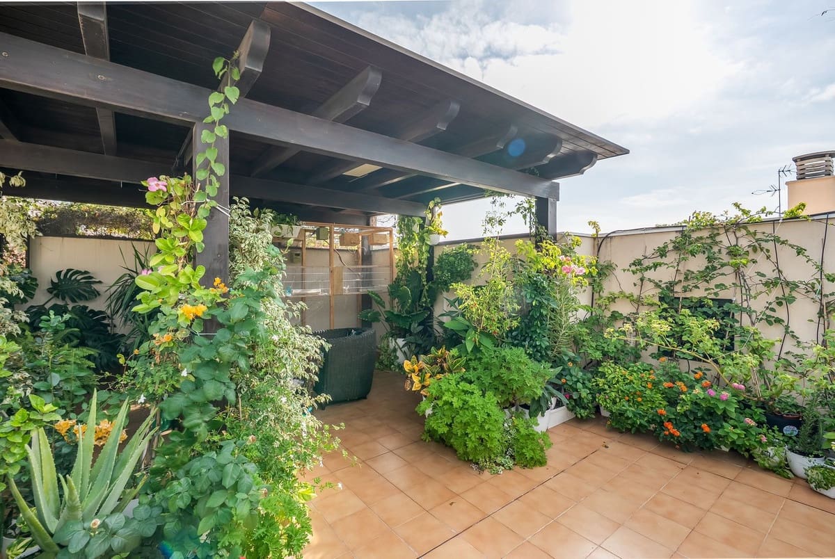 3 Zimmer Penthouse zu verkaufen in Estepona mit Pool - 490.000 € (Ref: 9807160)