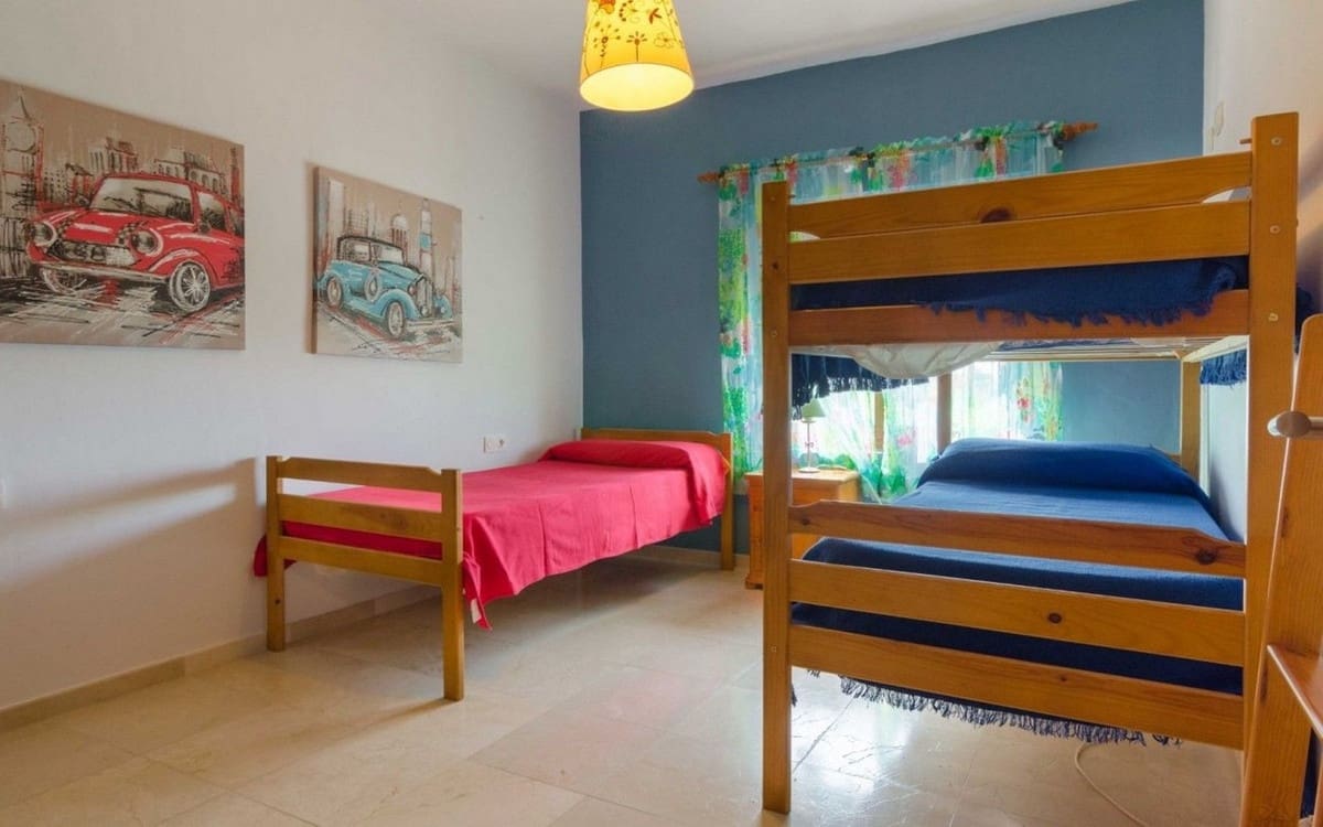 4 makuuhuone Maalaistalo myytävänä paikassa Estepona mukana uima-altaan - 795 000 € (Ref: 9809819)