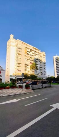 1 makuuhuone Huoneisto myytävänä paikassa Benalmadena Costa, Benalmádena mukana uima-altaan - 282 000 € (Ref: 9809820)