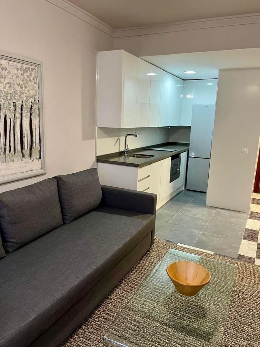 1 makuuhuone Huoneisto myytävänä paikassa Benalmadena Costa mukana uima-altaan - 282 000 € (Ref: 9809820)