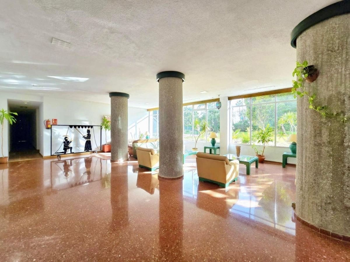 1 makuuhuone Huoneisto myytävänä paikassa Benalmadena Costa mukana uima-altaan - 282 000 € (Ref: 9809820)